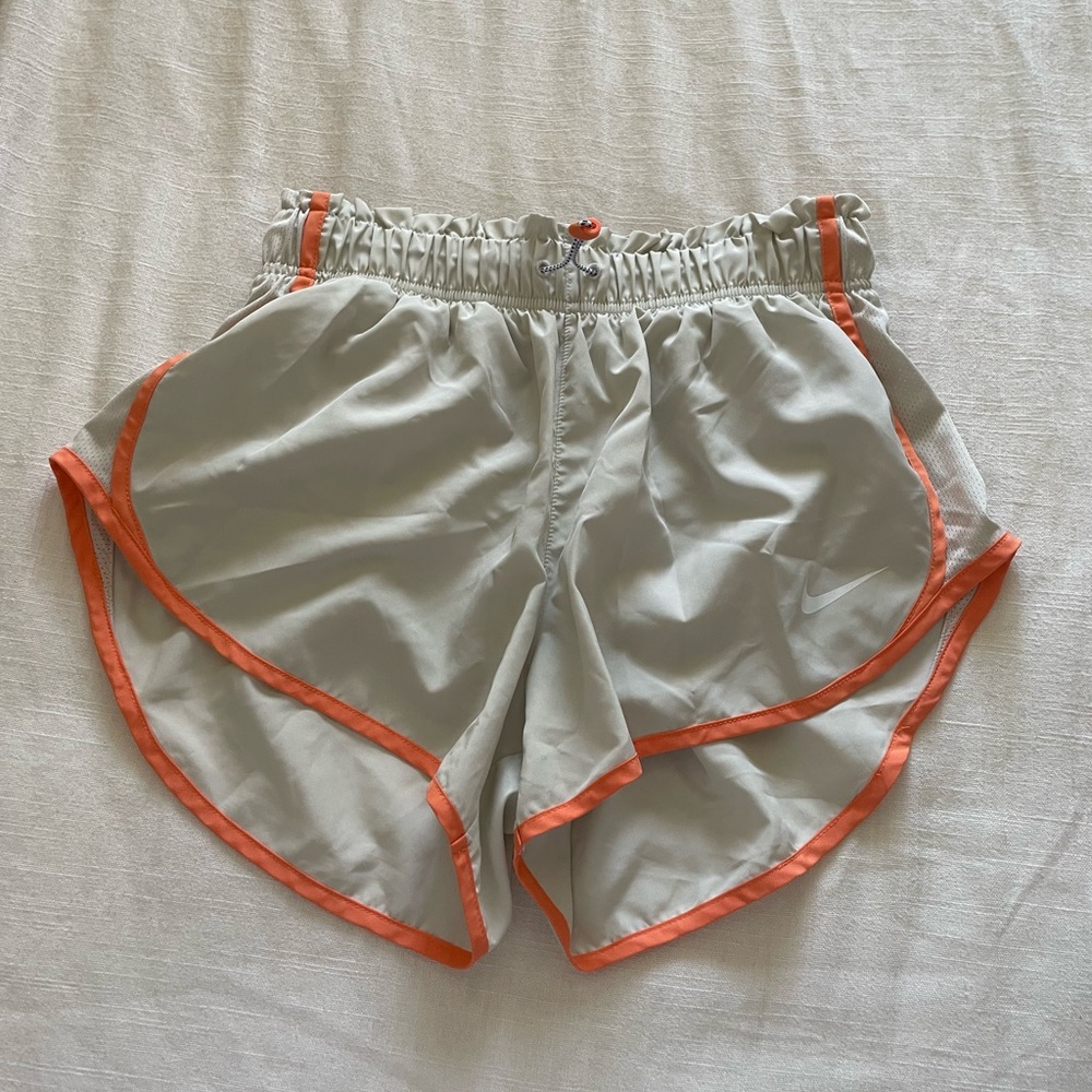 Nike running shorts size M